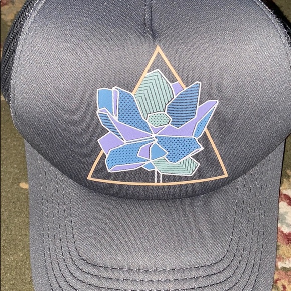 O’Neill Mesh Trucker Snap Back - Picture 2 of 7